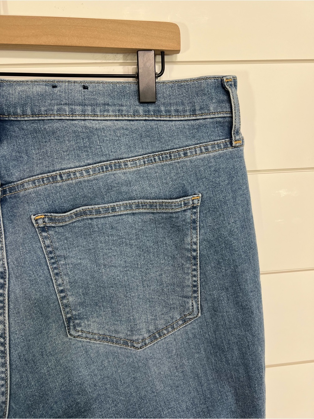 GAP Vintage Slim Jeans Women’s 18 Mid Rise Split Hem Ankle Light Wash Denim - Picture 7 of 14